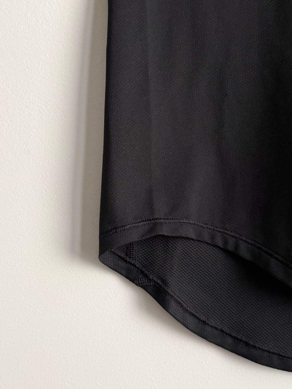 lululemon high neck running & training t-shirt - Picture 6 of 15